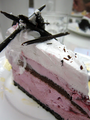 New Zealand Natural Ice Cream Cake New Zealand Natural Ice Cream Cake